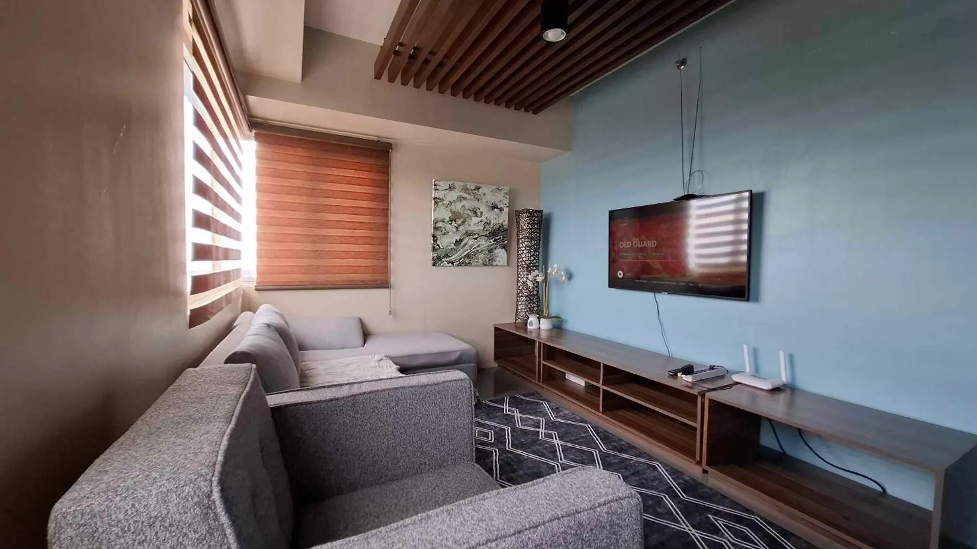 2-Br Condo At The Heart Of The City Davao City Philippines
